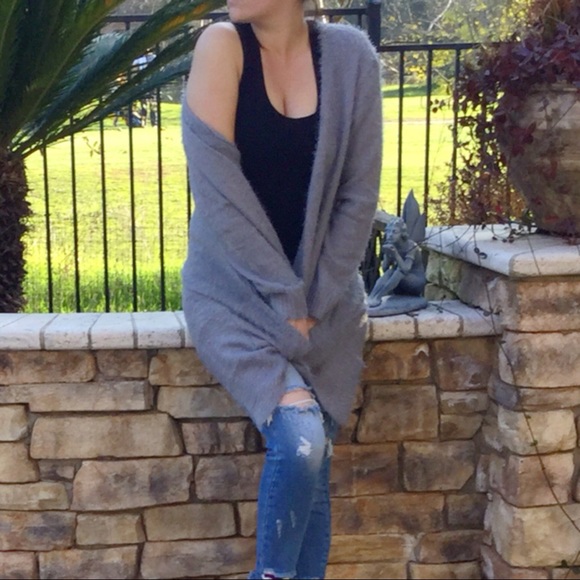 1 LEFT‼️Uber Soft Cardi in Gray - Picture 8 of 8
